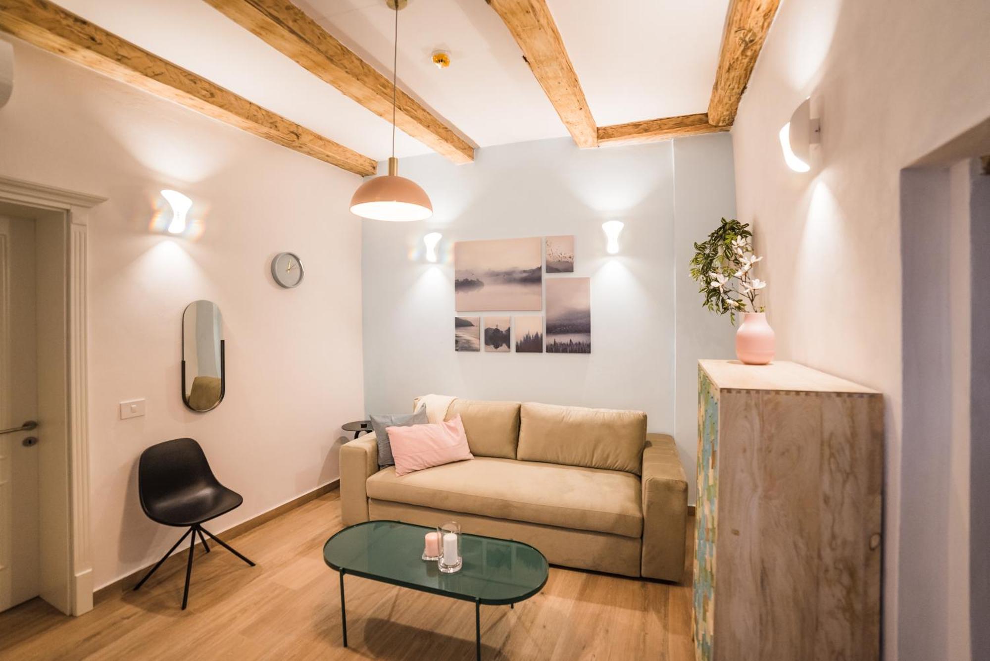 Casa - Homes